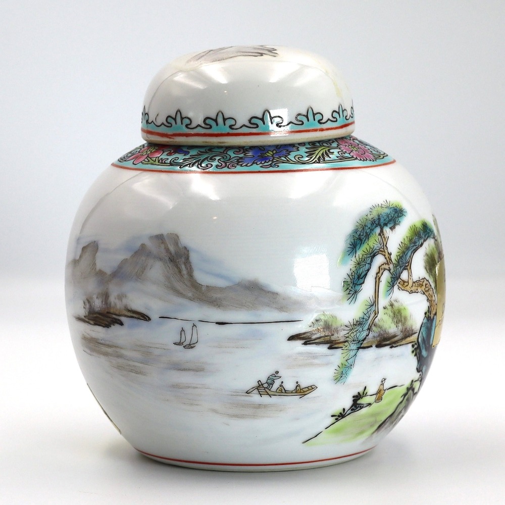 Vintage Chinese Famille Rose Porcelain Shanshui Painted Lidded‎ Tea Caddy Jar